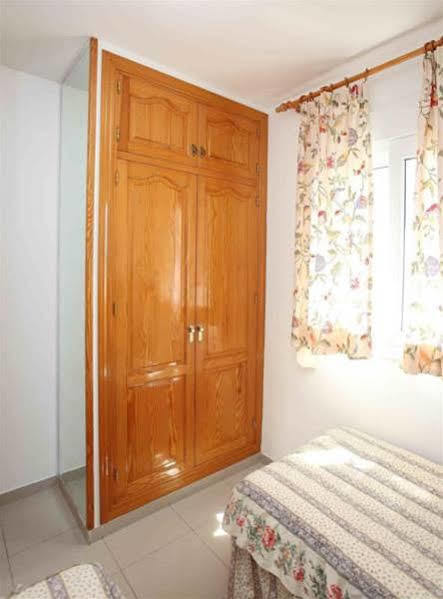 Apartamentos La Proa Торемолинос Екстериор снимка
